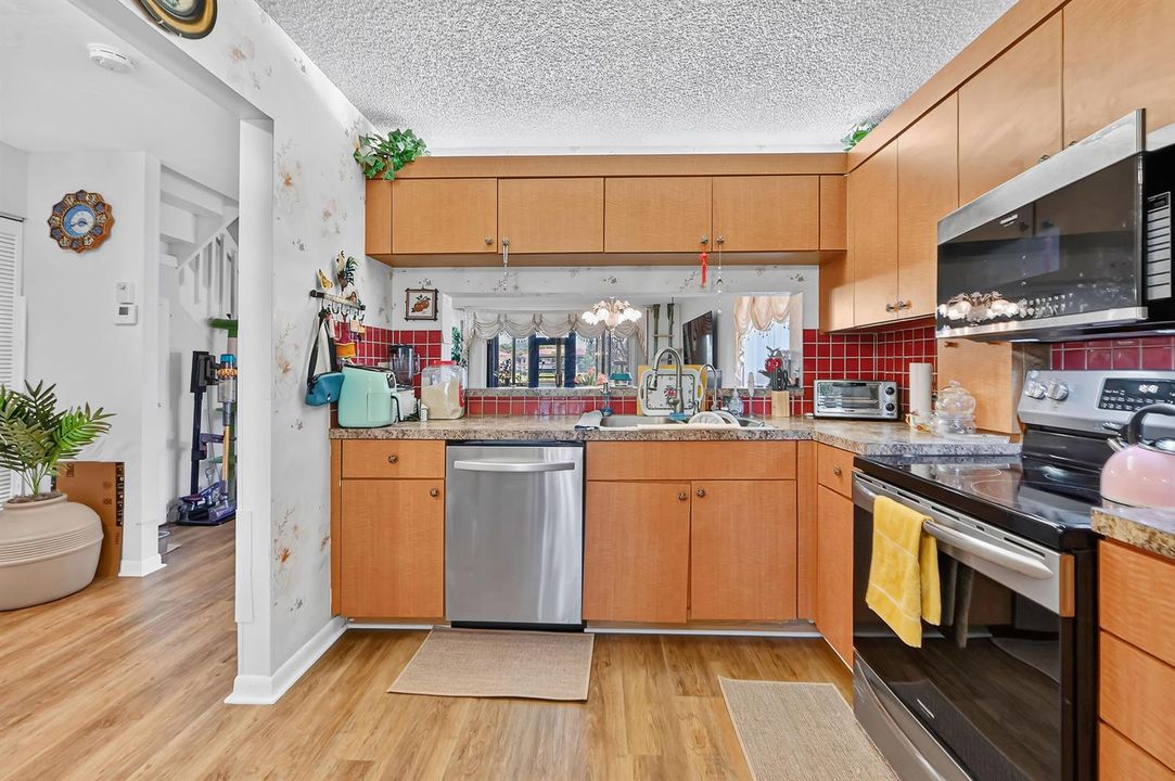 19 Kitchen 03