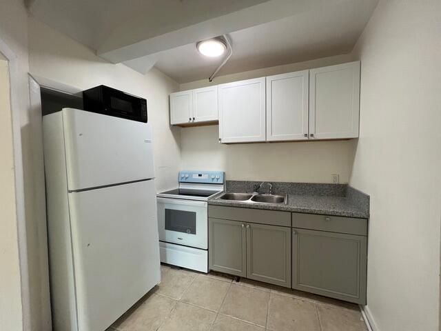 1709-2 kitchen2
