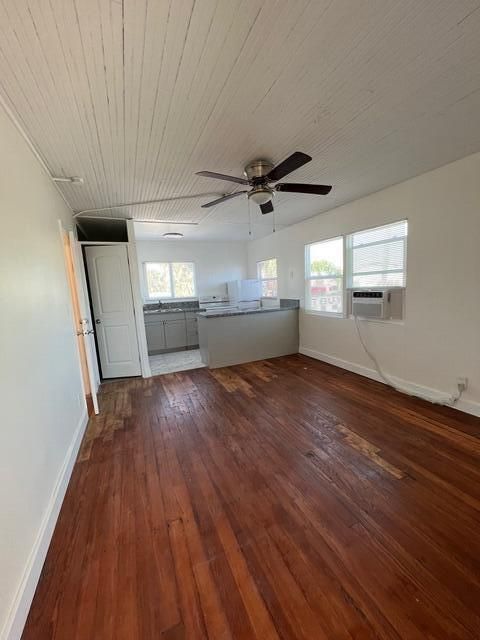 1709-3 living2