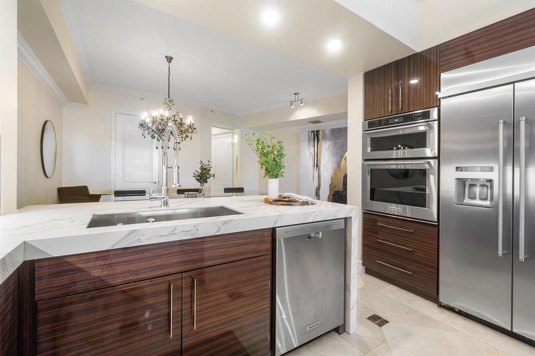 007-201SouthNarcissusAvenue-605-WestPalm