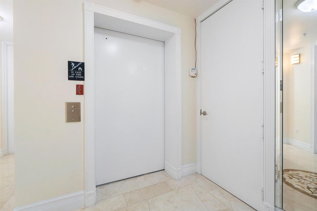 001-201SouthNarcissusAvenue-605-WestPalm
