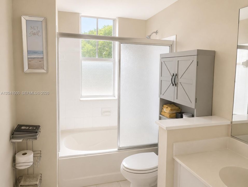 For Sale: $223,000 (1 beds, 1 baths, 1357 Square Feet)