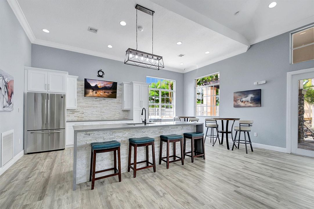81-web-or-mls-75-web-or-mls-Thoroughbred
