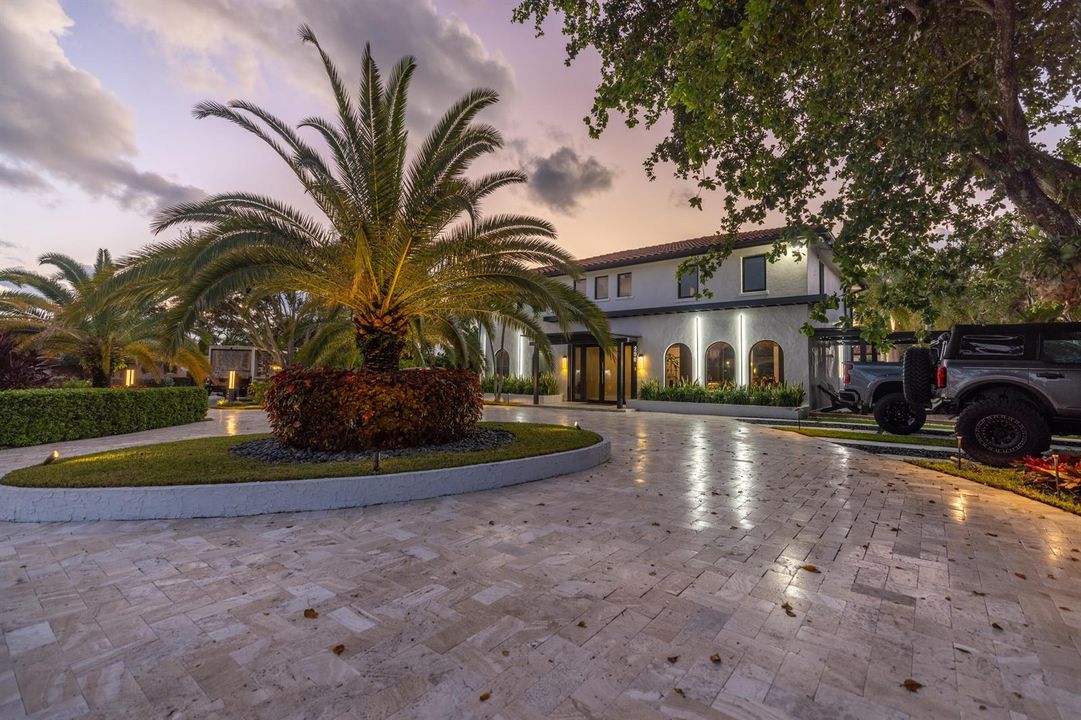 290 NW 6th Street, Boca Raton
