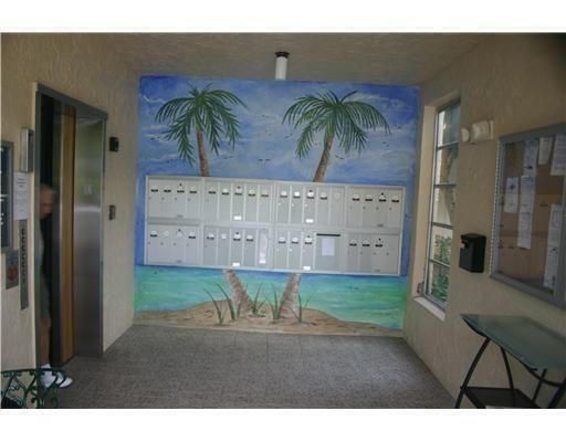 building 25 lobby