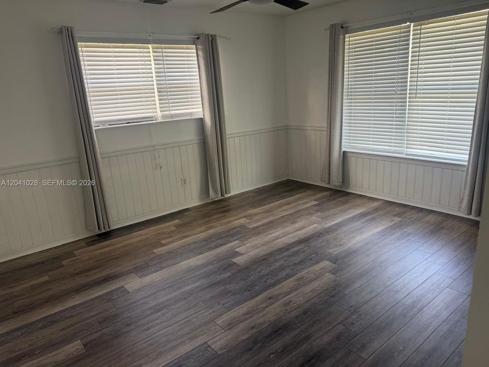 В аренду: $4,000 (3 спален, 2 ванн, 2082 Квадратных фут)