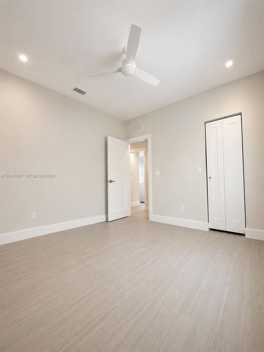 En Venta: $328,000 (3 camas, 2 baños, 1838 Pies cuadrados)