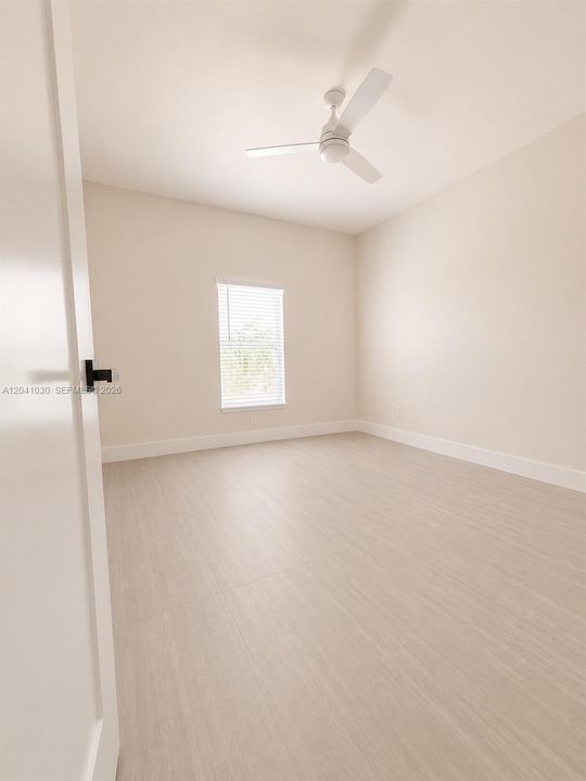 En Venta: $328,000 (3 camas, 2 baños, 1838 Pies cuadrados)