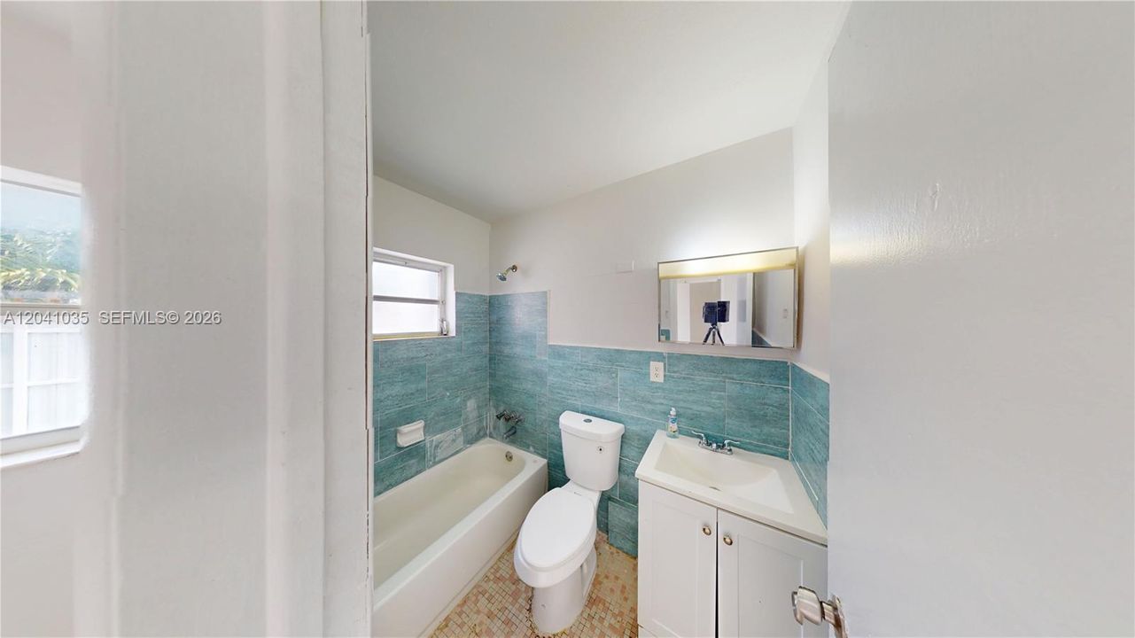 For Rent: $4,250 (5 beds, 5 baths, 0 Square Feet)
