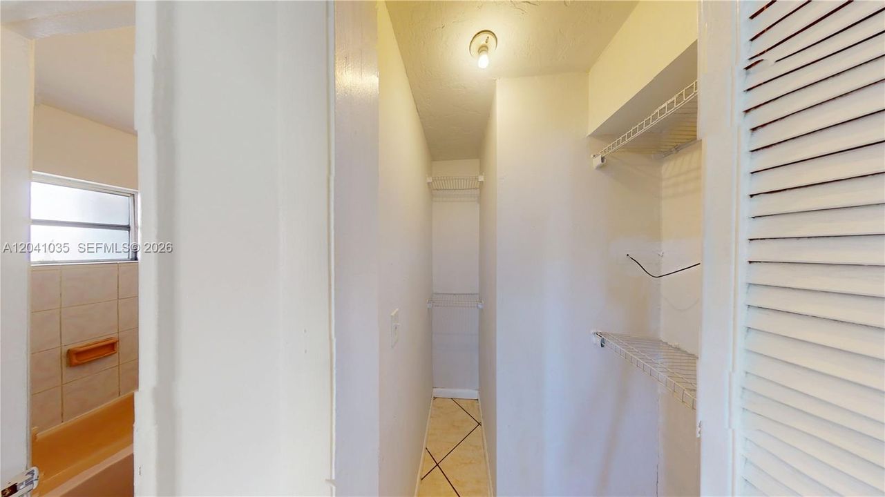 For Rent: $4,250 (5 beds, 5 baths, 0 Square Feet)