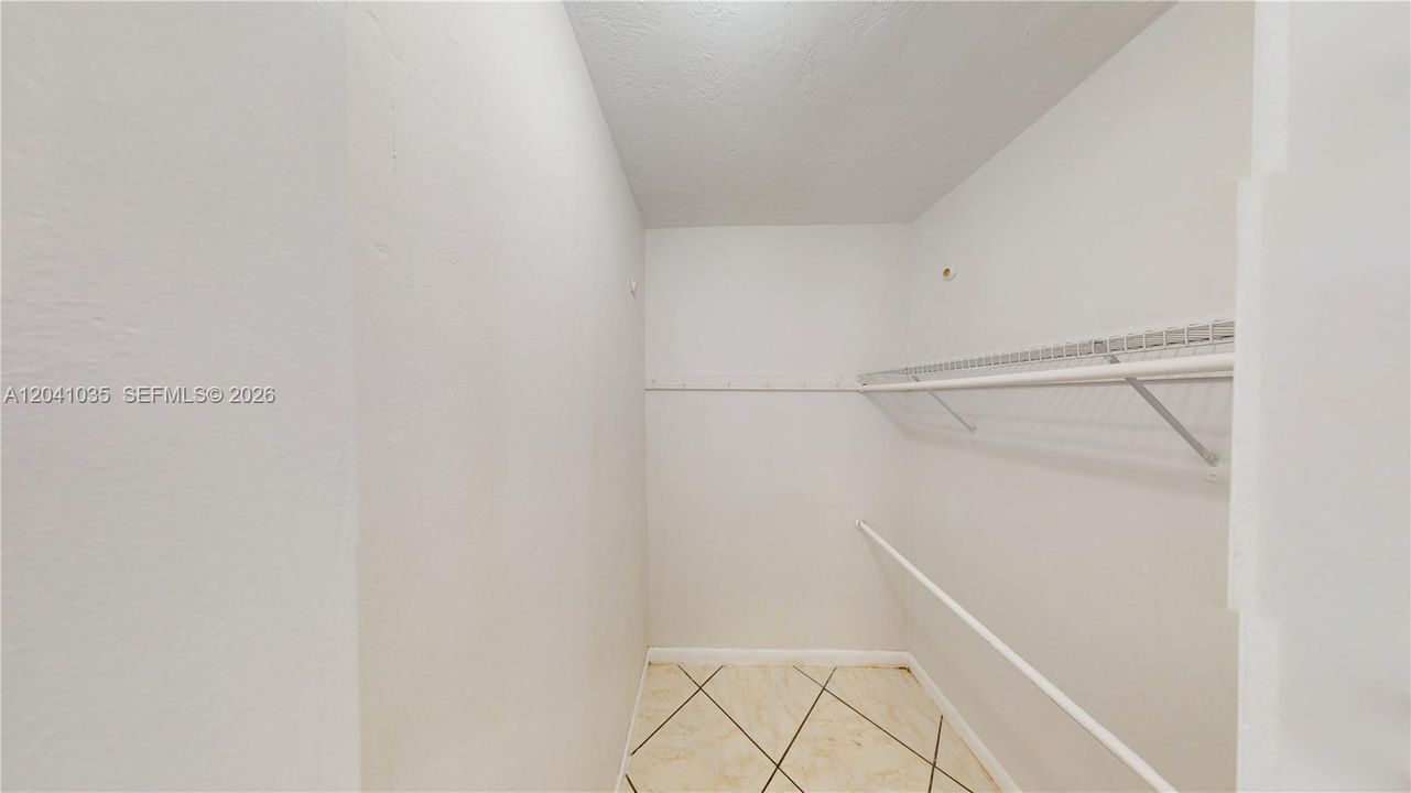 For Rent: $4,250 (5 beds, 5 baths, 0 Square Feet)