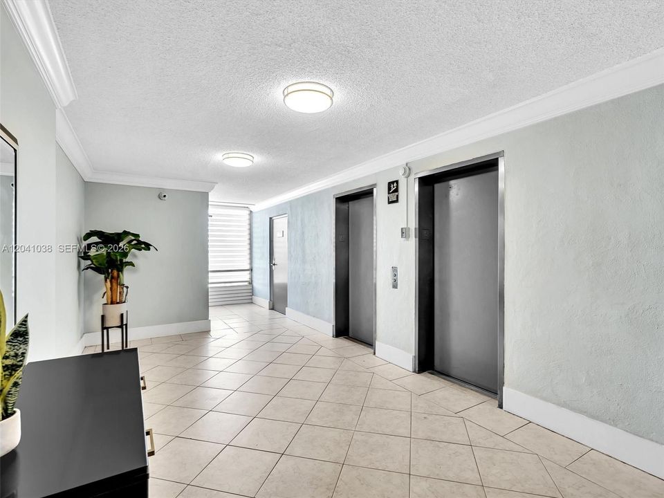 KEYSTONE TOWERS CONDO For Sale 2020 NE 135th St # 601NORTH MIAMI, FL 33181