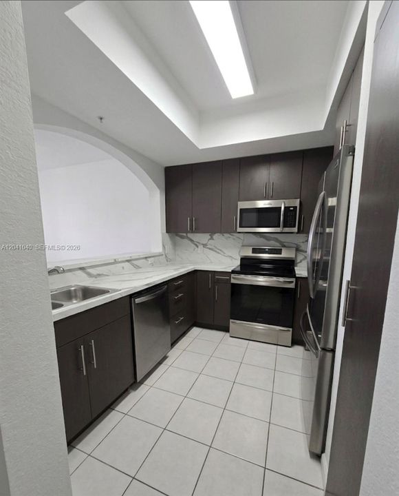 На продажу: $430,000 (3 спален, 2 ванн, 1364 Квадратных фут)