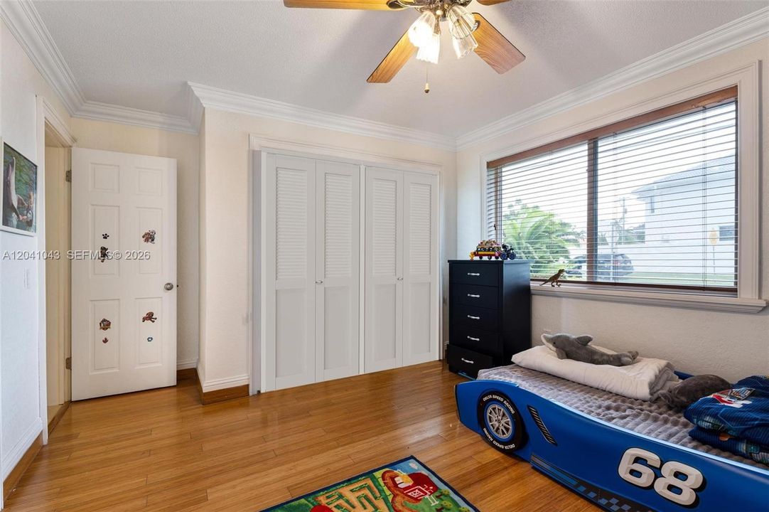 En Venta: $2,695,000 (4 camas, 3 baños, 1964 Pies cuadrados)