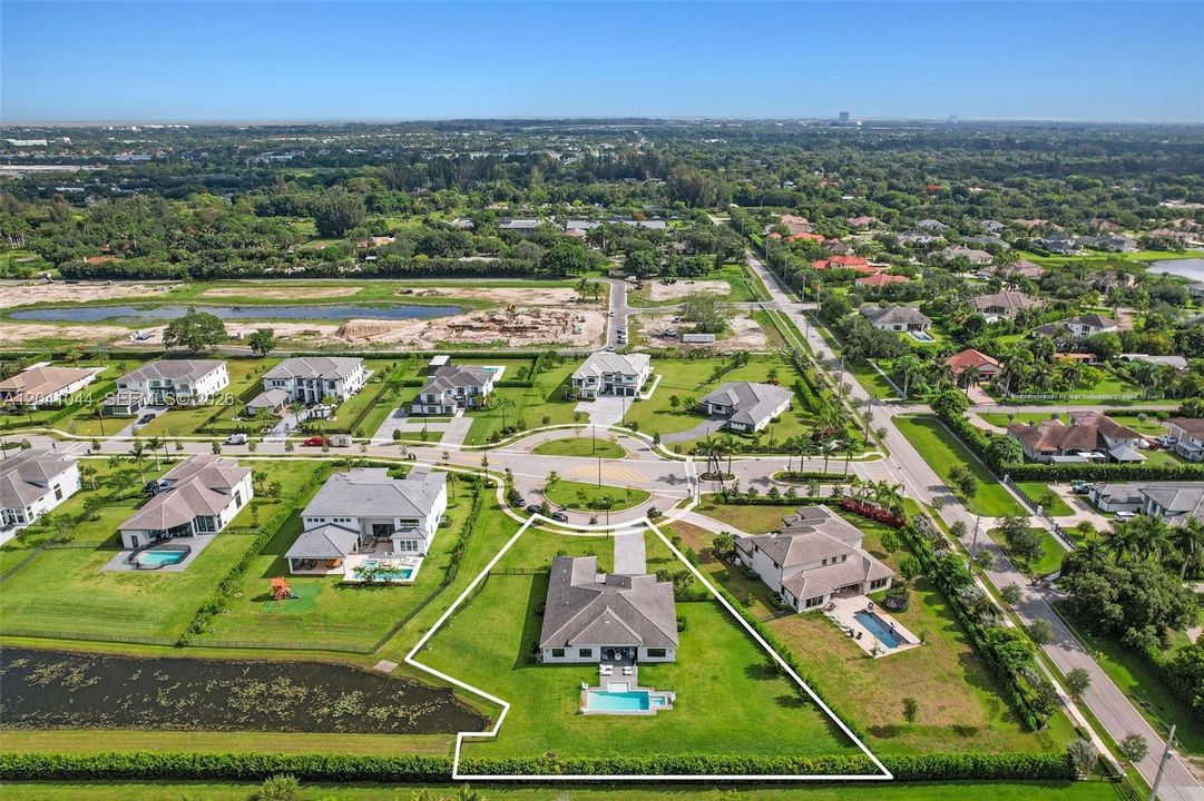 На продажу: $2,495,000 (4 спален, 4 ванн, 3640 Квадратных фут)