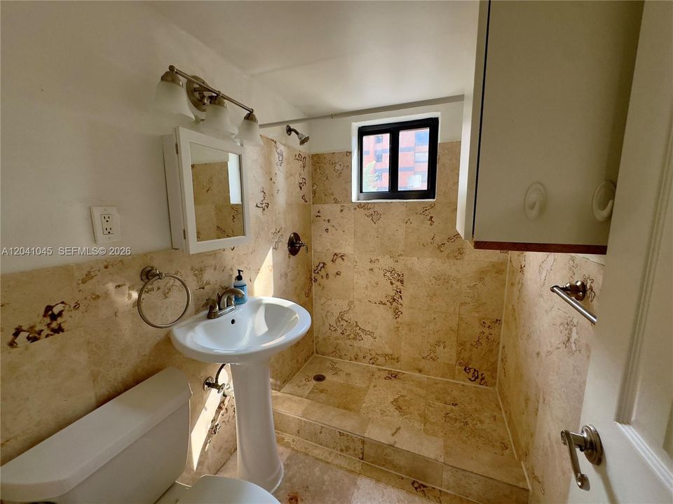 Fully renovated bathroom