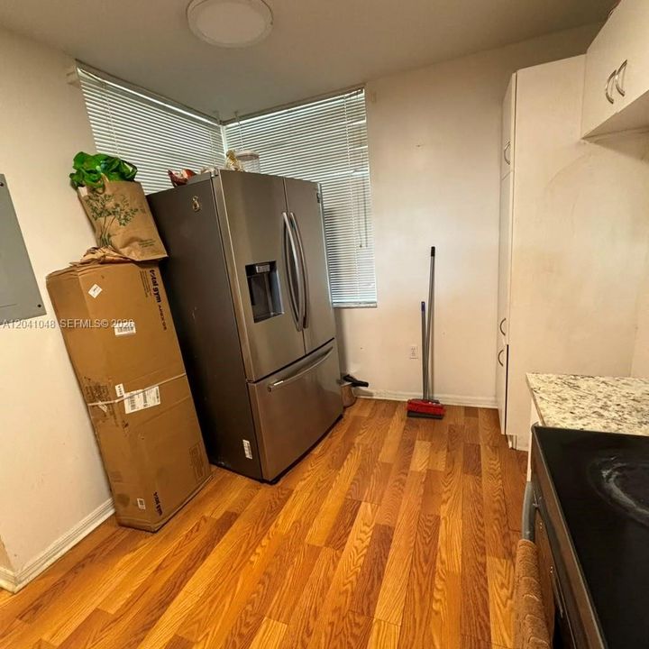 For Sale: $99,900 (2 beds, 2 baths, 1030 Square Feet)