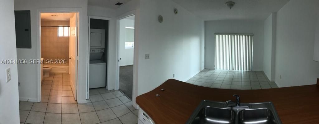 For Rent: $1,950 (1 beds, 1 baths, 543 Square Feet)