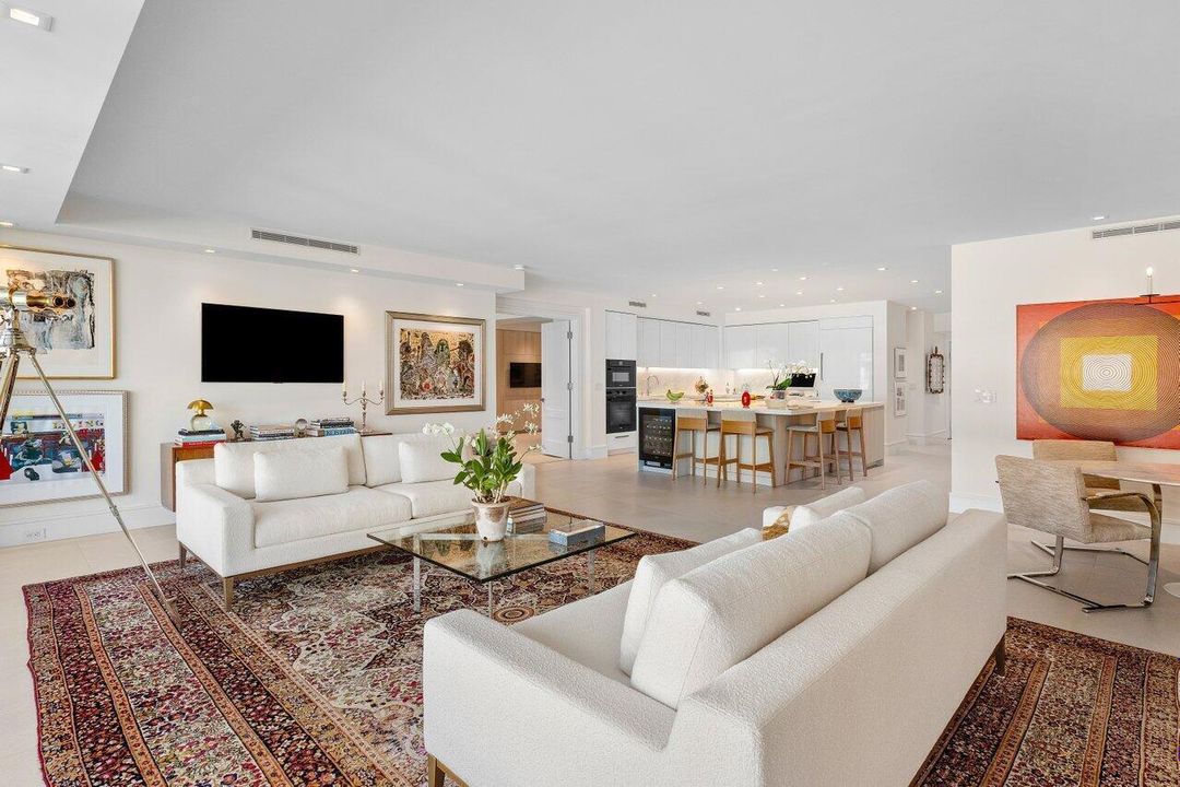 Living Room & Kitchen