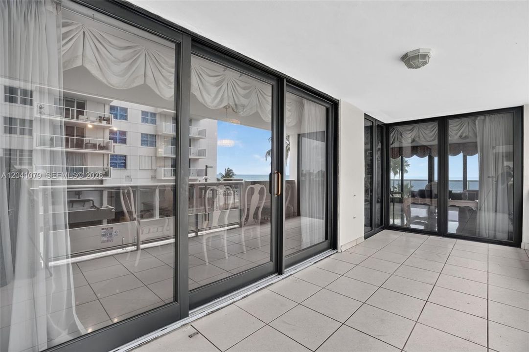 En Venta: $1,495,000 (3 camas, 2 baños, 1980 Pies cuadrados)