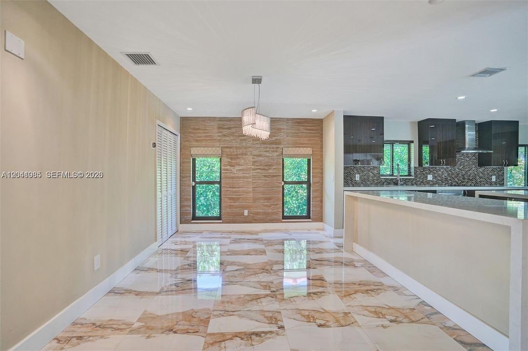 For Rent: $10,750 (3 beds, 2 baths, 2702 Square Feet)