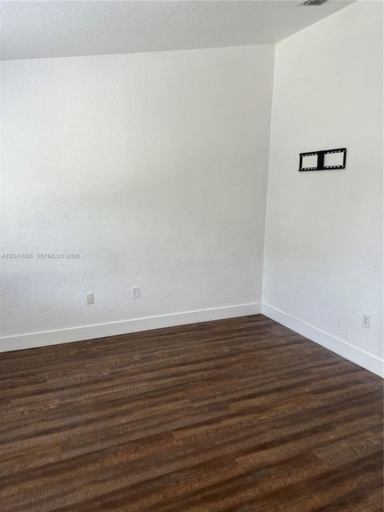For Sale: $395,000 (3 beds, 2 baths, 1440 Square Feet)