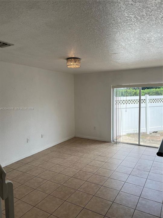 For Sale: $395,000 (3 beds, 2 baths, 1440 Square Feet)