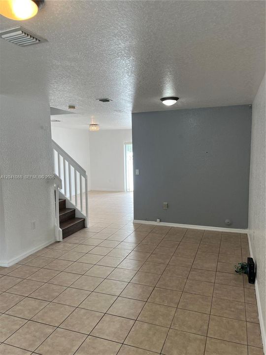 For Sale: $395,000 (3 beds, 2 baths, 1440 Square Feet)