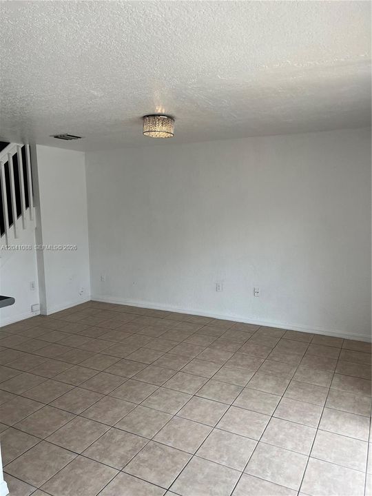 For Sale: $395,000 (3 beds, 2 baths, 1440 Square Feet)