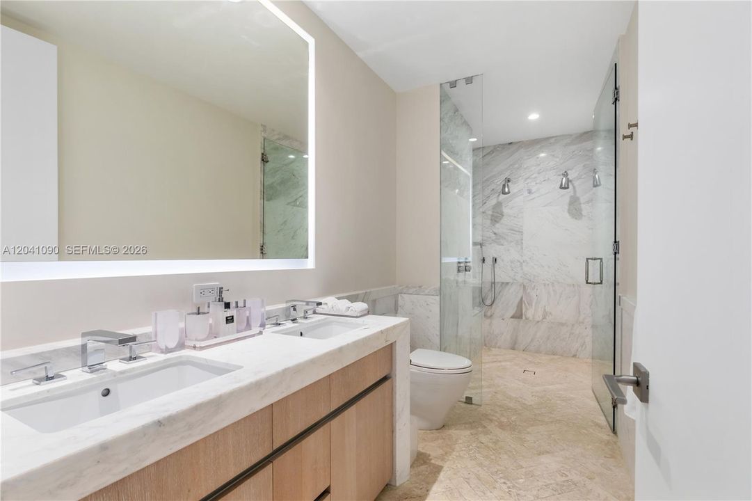 В аренду: $16,500 (3 спален, 2 ванн, 1500 Квадратных фут)