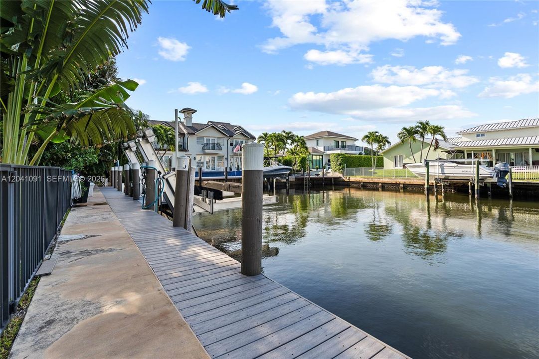 For Rent: $33,000 (3 beds, 2 baths, 2481 Square Feet)
