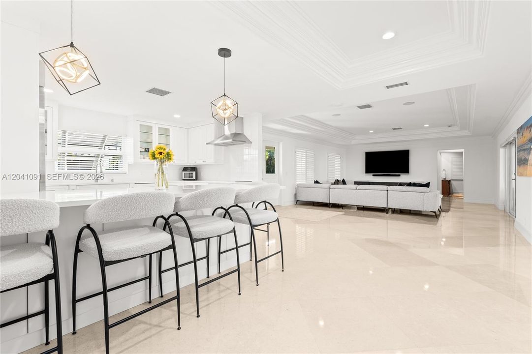 For Rent: $33,000 (3 beds, 2 baths, 2481 Square Feet)