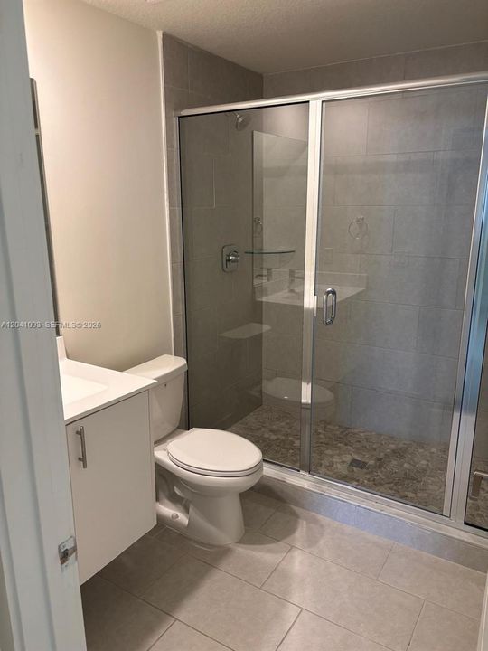 For Rent: $4,600 (3 beds, 2 baths, 2070 Square Feet)