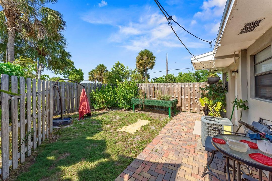 033-1717Northeast3rdAvenue-DelrayBeach-F