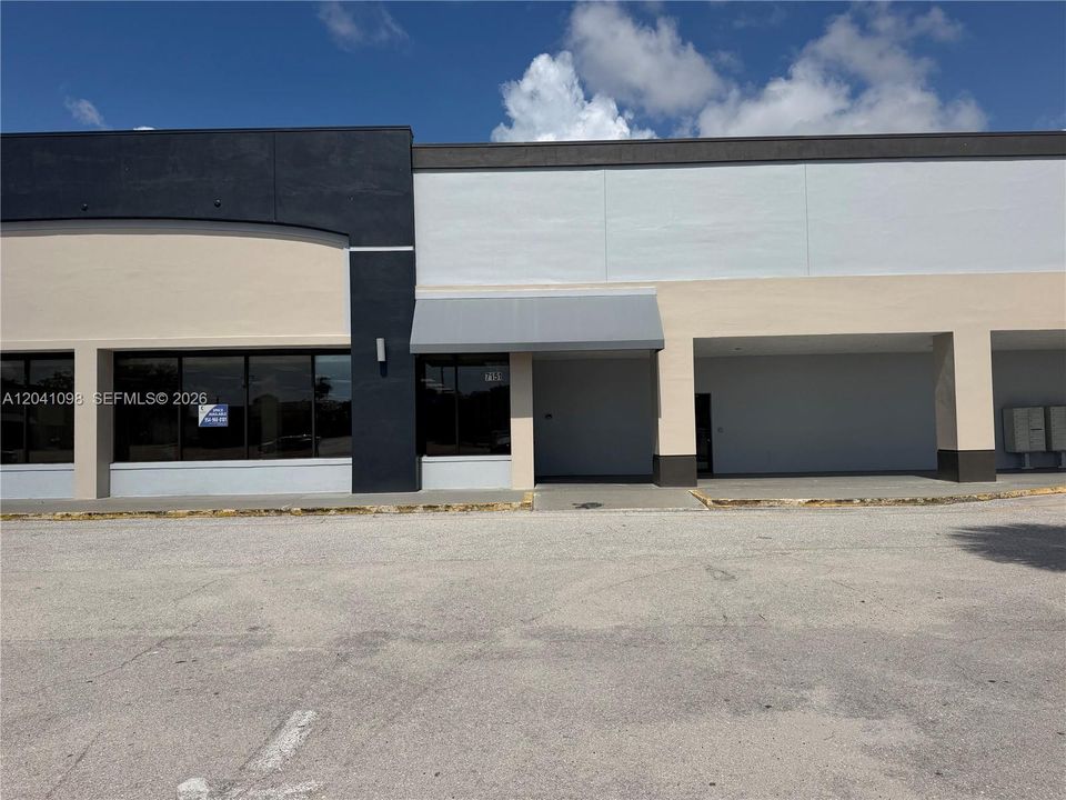 For Rent: $14 (0 beds, 0 baths, 0 Square Feet)