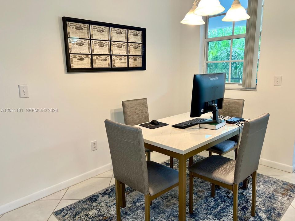 For Rent: $2,800 (1 beds, 1 baths, 845 Square Feet)