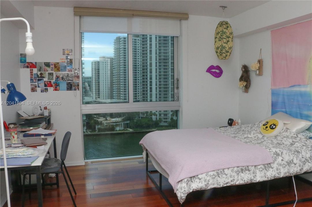 For Rent: $6,500 (3 beds, 2 baths, 1792 Square Feet)