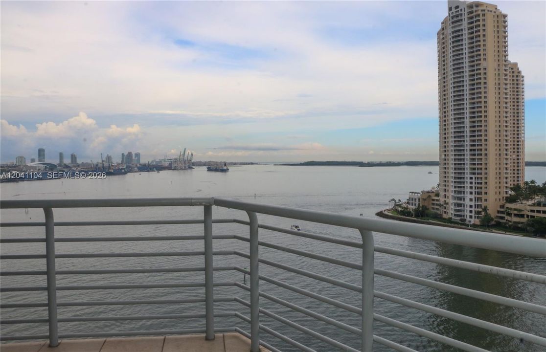 For Rent: $6,500 (3 beds, 2 baths, 1792 Square Feet)
