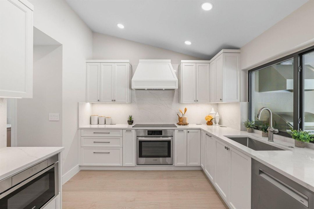 3901 Northwest 27th Ave - 25.jpg-SMALL