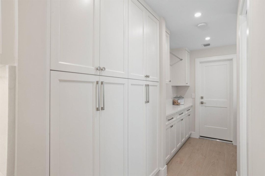 3901 Northwest 27th Ave - 29.jpg-SMALL