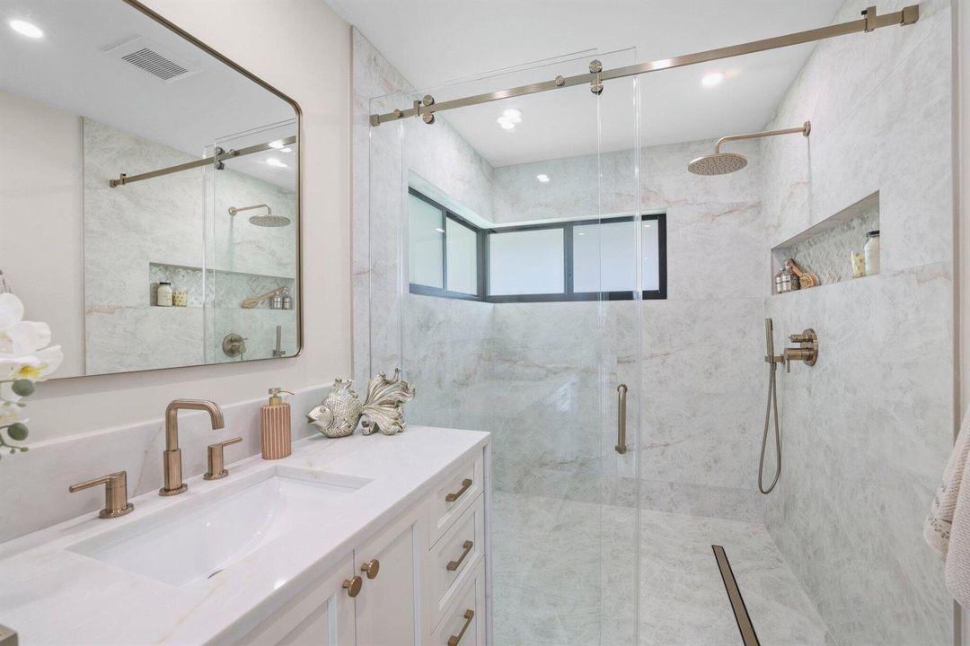 3901 Northwest 27th Ave - 58.jpg-SMALL