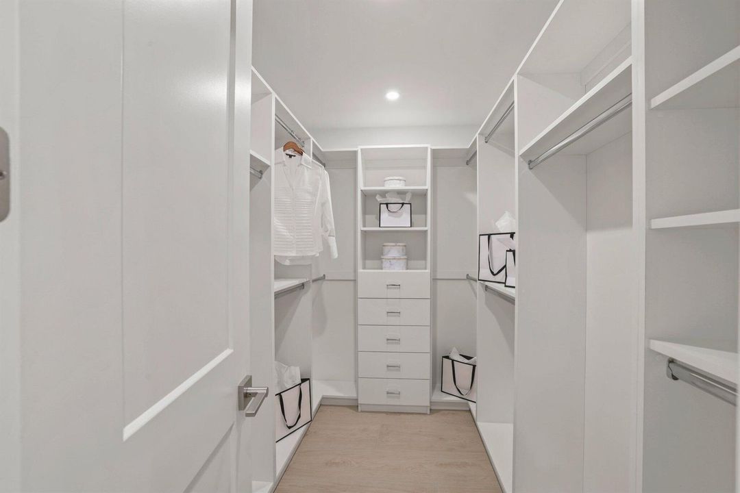3901 Northwest 27th Ave - 55.jpg-SMALL