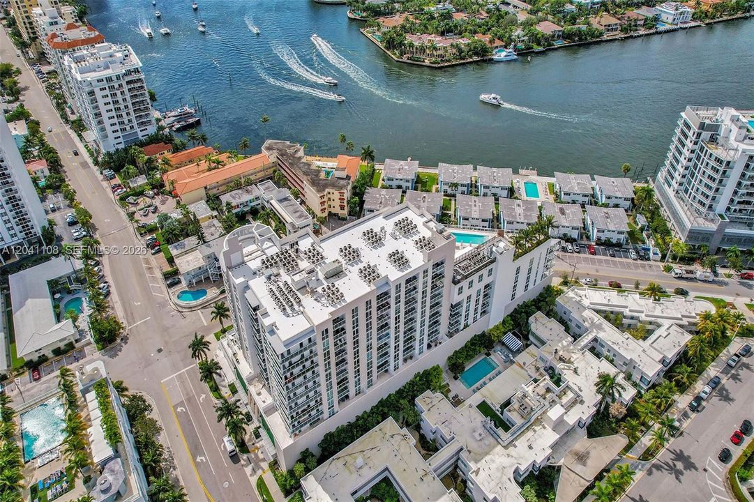 For Rent: $7,500 (2 beds, 2 baths, 1293 Square Feet)