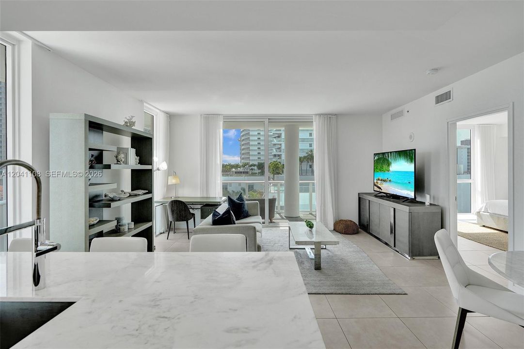 For Rent: $7,500 (2 beds, 2 baths, 1293 Square Feet)
