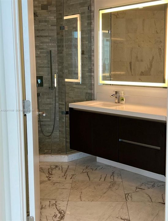 For Rent: $7,790 (2 beds, 3 baths, 1560 Square Feet)