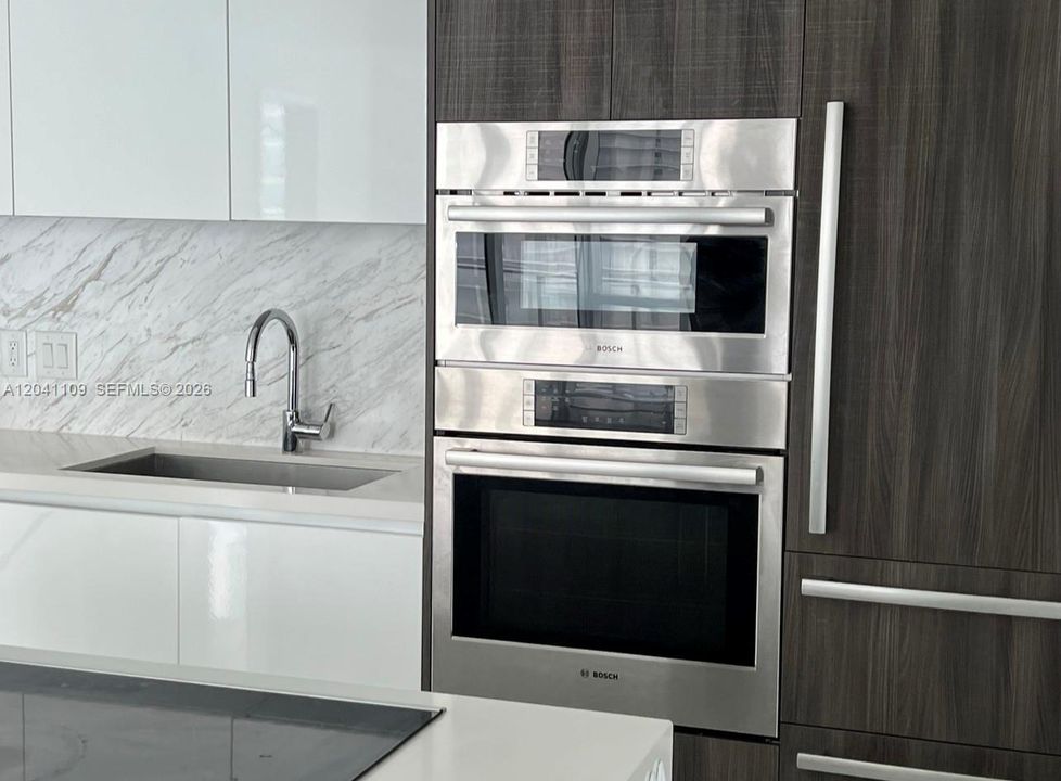 For Rent: $7,790 (2 beds, 3 baths, 1560 Square Feet)
