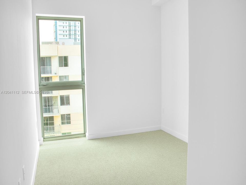 В аренду: $7,000 (3 спален, 3 ванн, 1352 Квадратных фут)