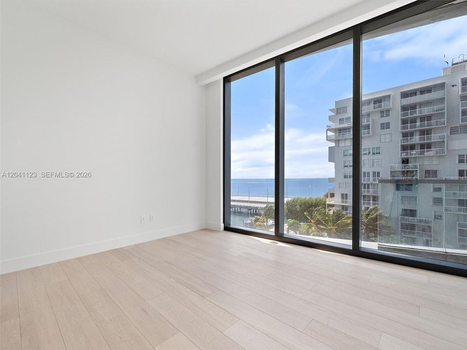 For Sale: $3,900,000 (3 beds, 3 baths, 2105 Square Feet)