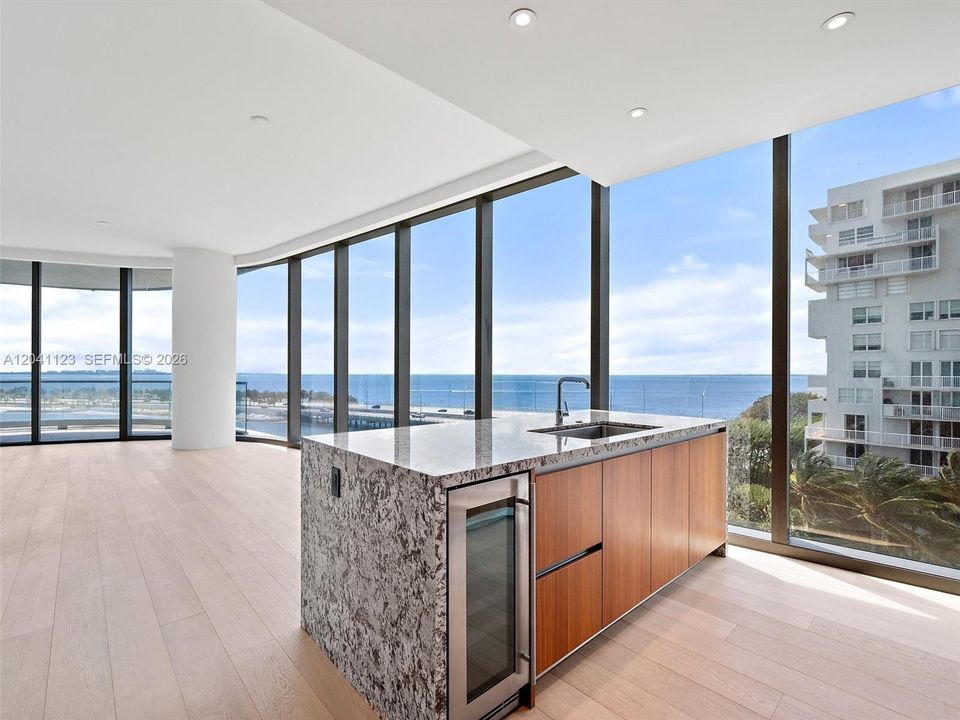 For Sale: $3,900,000 (3 beds, 3 baths, 2105 Square Feet)