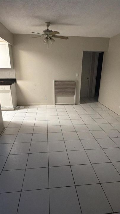 For Rent: $1,850 (2 beds, 2 baths, 820 Square Feet)